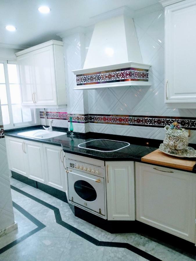 Wish Suite Central De Sevilla Екстер'єр фото